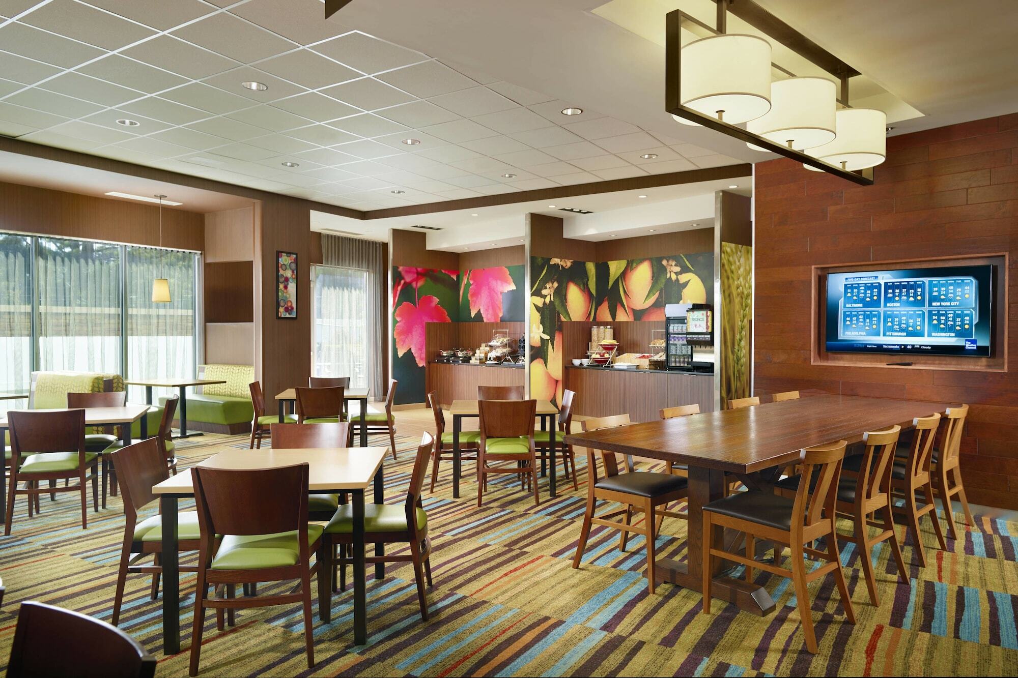 Fairfield Inn & Suites By Marriott Hendersonville Флет-Рок Екстер'єр фото